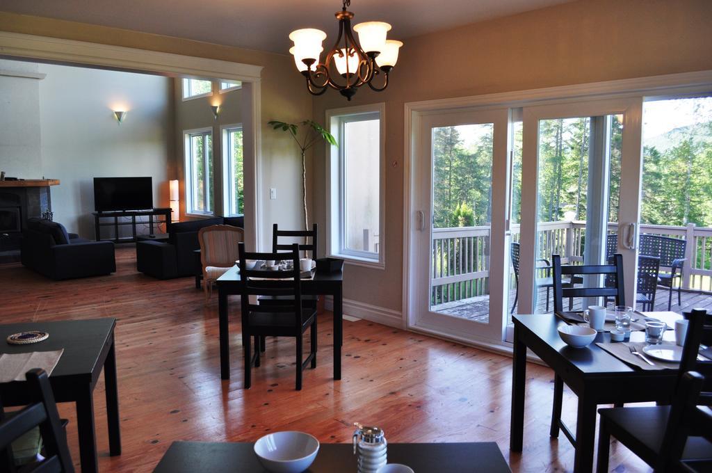 La Taniere De L'Ours Hotel Saint-Donat-de-Montcalm Quarto foto