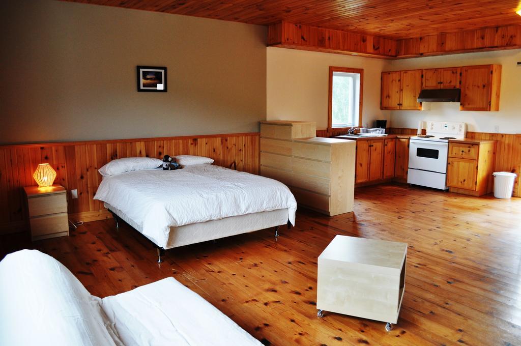 La Taniere De L'Ours Hotel Saint-Donat-de-Montcalm Quarto foto