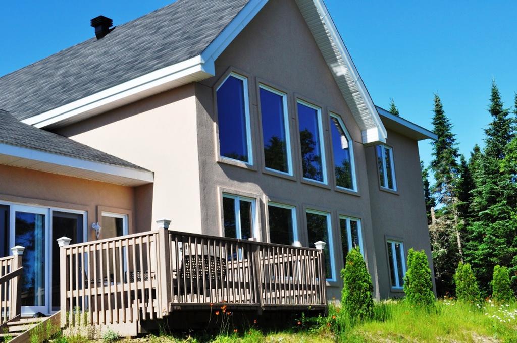 La Taniere De L'Ours Hotel Saint-Donat-de-Montcalm Exterior foto